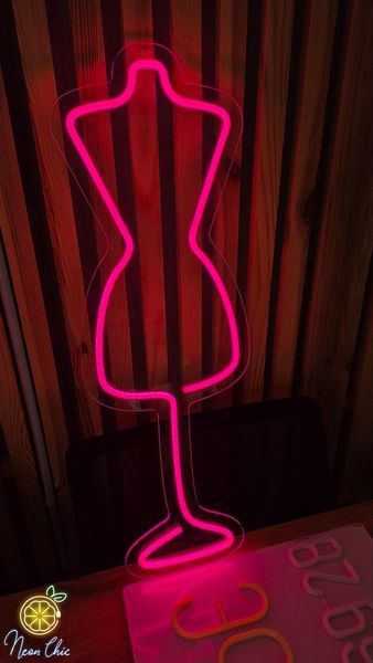 Неоновая Led вывеска Манекен 70х24см манекен фото